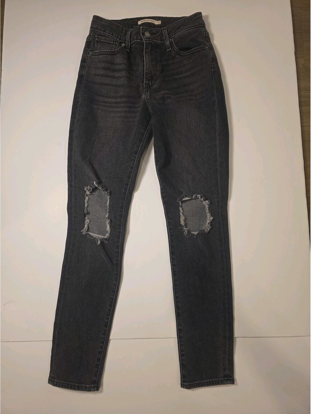 Levis 721 Women's Black Jeans Size 26 Skinny